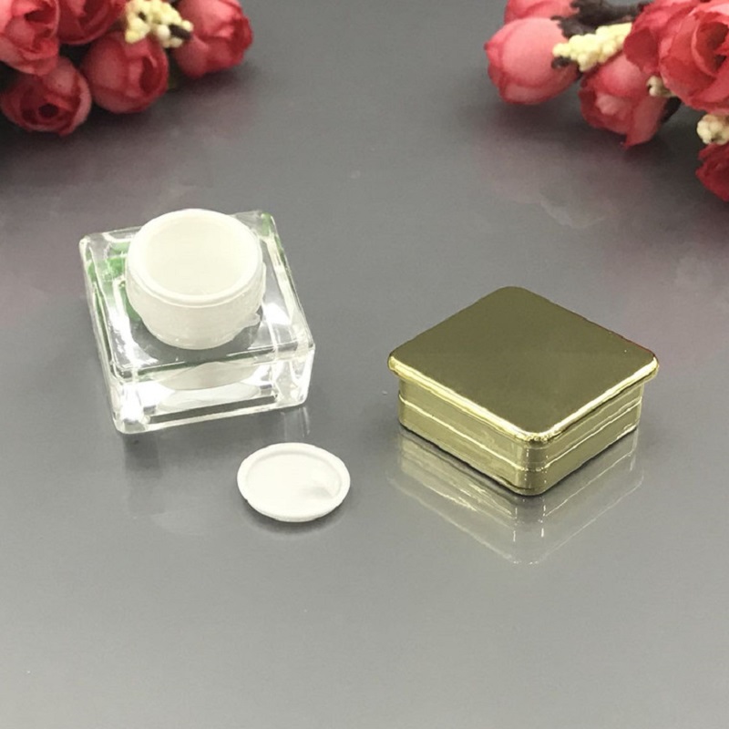 جرة أكريليك بلاستيكية مربعة ذه - مراجعة Gel Refill Pack وسعره